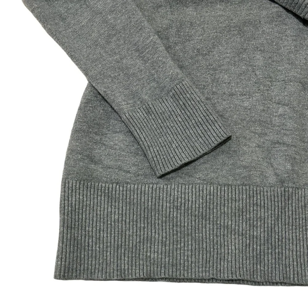 White House Black Market pullover sweater